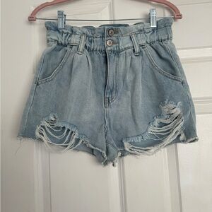 Paper bag shorts light wash